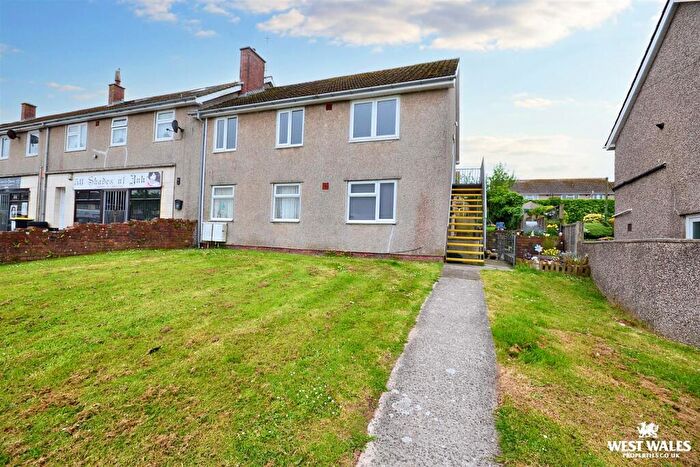 3 Bedroom Flat For Sale In Hakin, Milford Haven, SA73