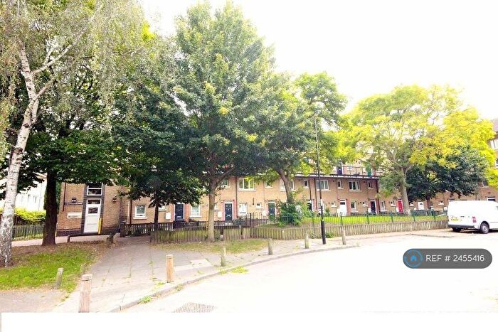 3 Bedroom Flat To Rent In Cottesbrook Street, London, SE14