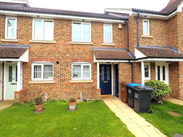 2 Bedroom Property For Sale In Campion Road, Hatfield, Hertfordshire, AL10