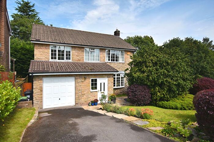 5 Bedroom Detached House For Sale In Meadowfield, Whaley Bridge, SK23