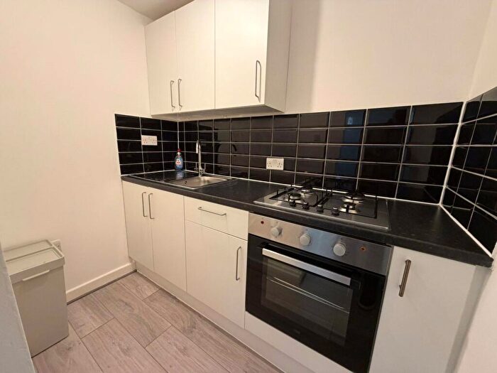 Studio To Rent In Colworth Grove, Southwark, London, SE17