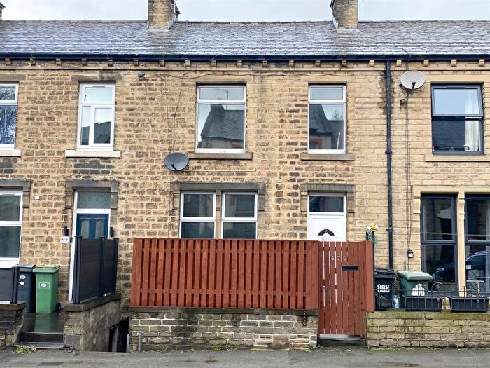 4 Bedroom Terraced House For Sale In Manchester Road, Linthwaite, Huddersfield, HD7