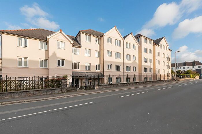 1 Bedroom Flat For Sale In Hermitage Court, Plymouth, PL4