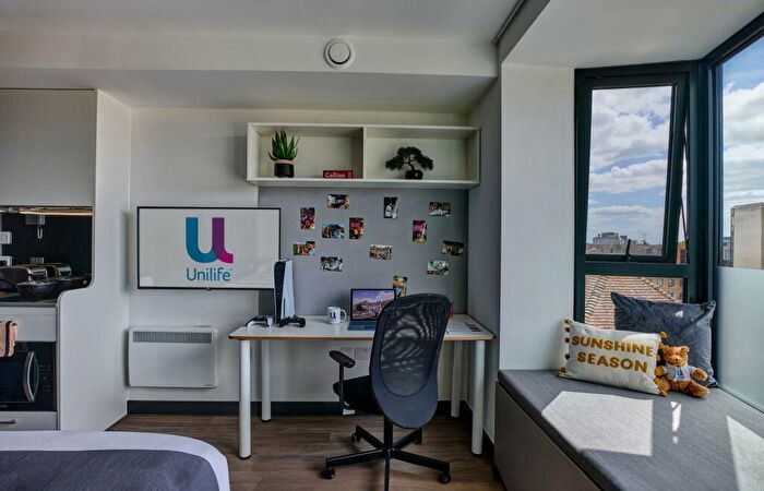 1 Bedroom Private Hall To Rent In Bargate House, Southampton, SO14