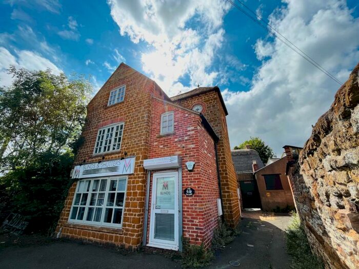 2 Bedroom Apartment To Rent In Squirrel Lane, Duston, Northampton, NN5