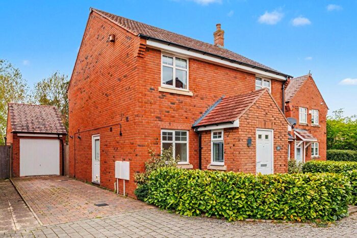 4 Bedroom Detached House For Sale In Marigold Road, Stratford-Upon-Avon, CV37