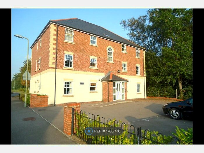 2 Bedroom Flat To Rent In Harrow Road, Fleet, GU51