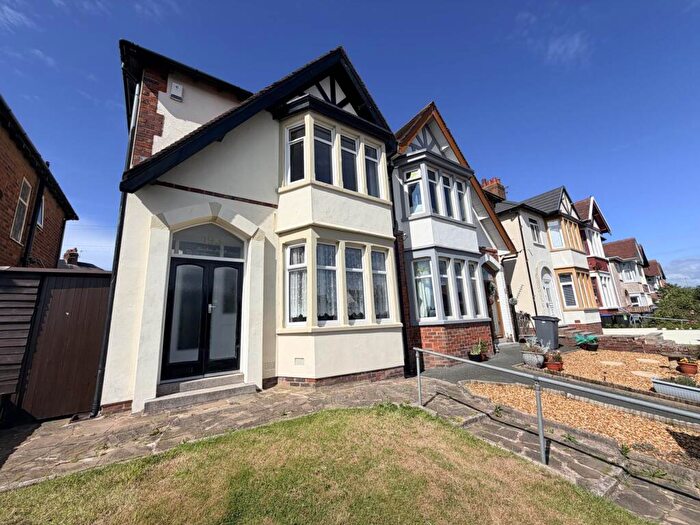 3 Bedroom Semi-Detached House To Rent In Red Bank Road, Blackpool, FY2