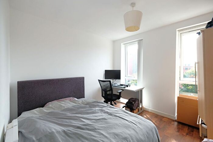 2 Bedroom Flat For Sale In The Riley Building, Derwent Street, M5