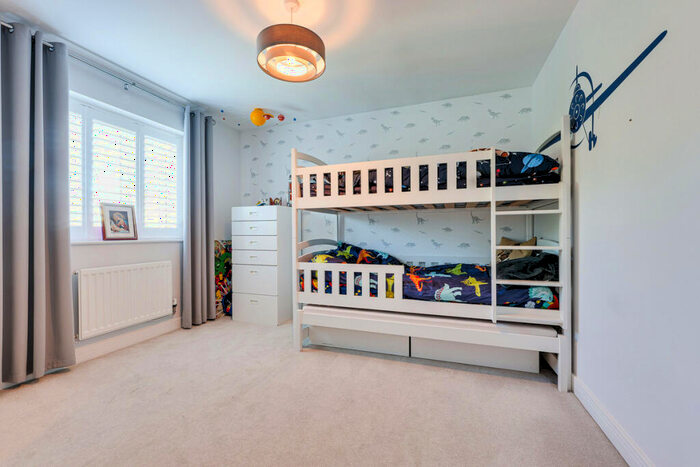 4 Bedroom Detached House For Sale In Reeds Close, Basildon, SS15