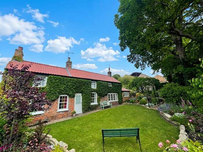 3 Bedroom Detached House For Sale In Mill Lane, Caistor, LN7