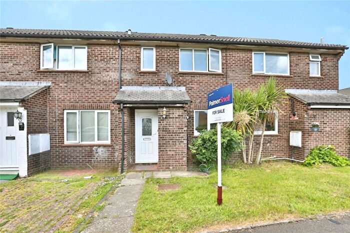 3 Bedroom Terraced House For Sale In Hungerford Road, Throop, Bournemouth, Dorset, BH8