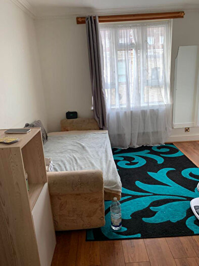 1 Bedroom Flat To Rent In North Street, Barking, London, IG11