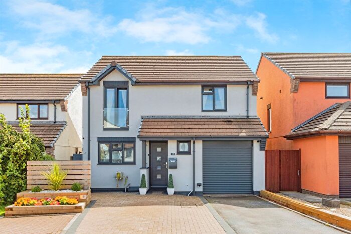 4 Bedroom Detached House For Sale In Chartwell Close, Paignton, TQ3