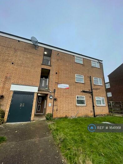 1 Bedroom Flat To Rent In Mercaston Close, Chesterfield, S40