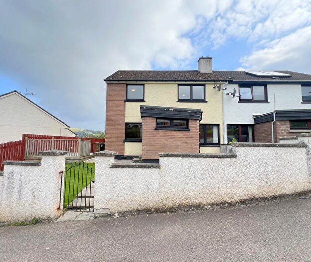 4 Bedroom Semi-Detached House For Sale In MacDonald Road, Dingwall, IV15