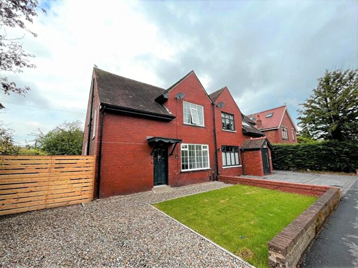3 Bedroom Semi-detached House To Rent In Priory Lane, Penwortham, Preston, Lancashire, PR1