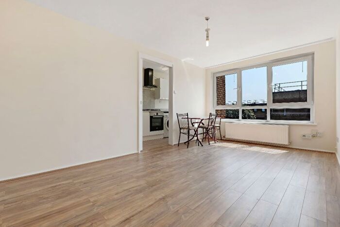 1 Bedroom Flat To Rent In The Sandlings, London, N22