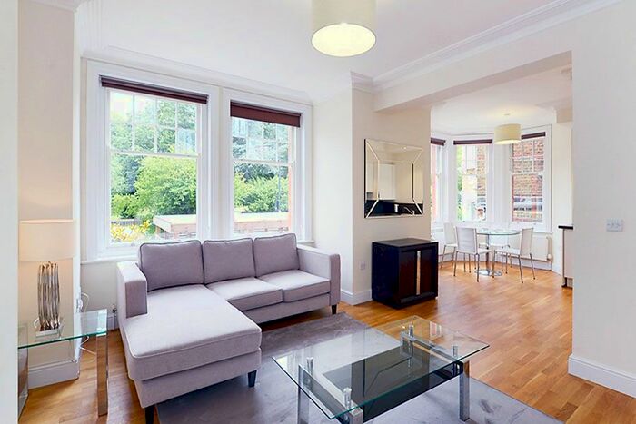 1 Bedroom Flat To Rent In Hamlet Gardens, Hammersmith, London, W6