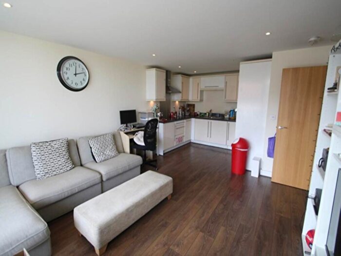2 Bedroom Flat To Rent In Drift Court, Basin Approach, London, E16