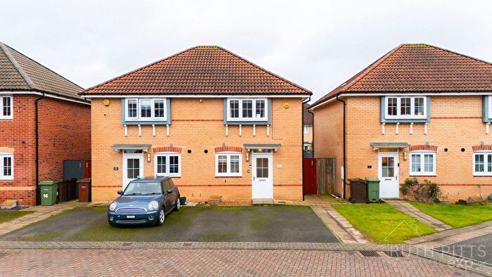 3 Bedroom Semi Detached House For Sale In Pearl Court, Upton, WF9