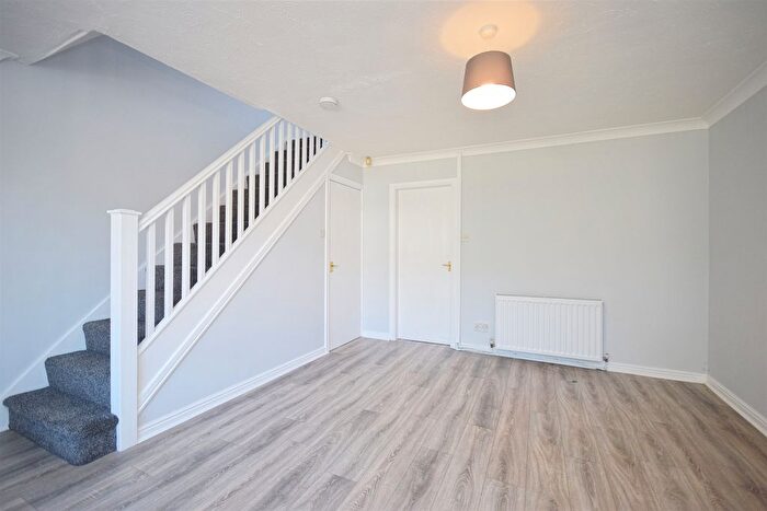 3 Bedroom Property To Rent In Brunel Court, York, YO26