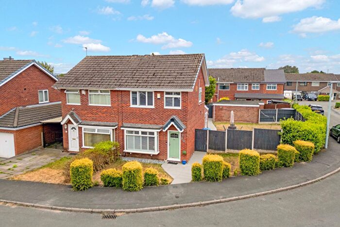 3 Bedroom Semi Detached House For Sale In Orkney Close, Widnes, WA8