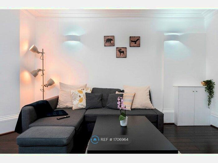 2 Bedroom Flat To Rent In Kings Road, Reading, RG1