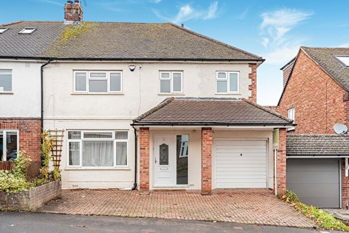 4 Bedroom Semi-Detached House To Rent In St. James Road, Harpenden, AL5