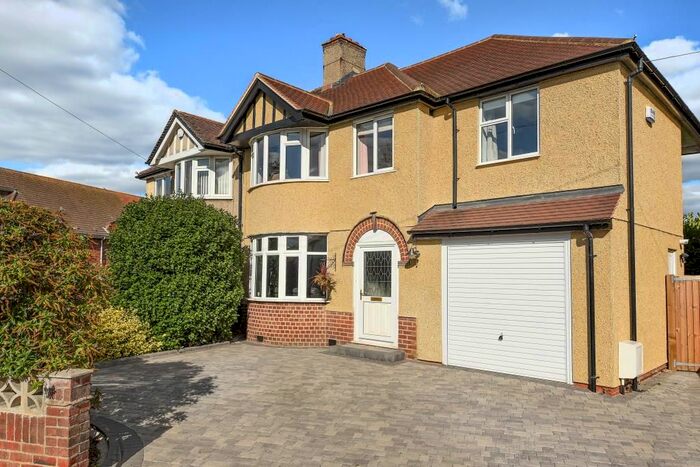 4 Bedroom Semi-Detached House To Rent In York Road, Headington, OX3