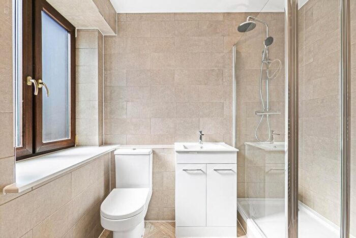 2 Bedroom Apartment To Rent In Beckenham Road, Beckenham, BR3