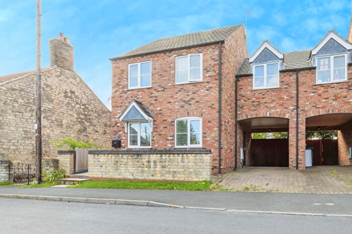 3 Bedroom Semi-Detached House For Sale In Fen Road, Metheringham, Lincoln, LN4
