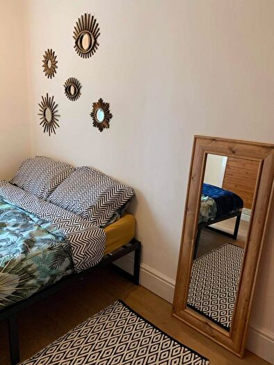 5 Bedroom Terraced House To Rent In Page Street, Swansea, SA1