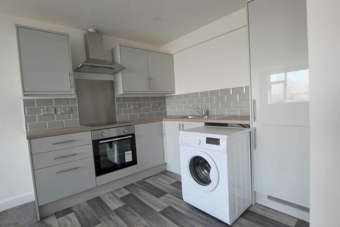 1 Bedroom Flat To Rent In Market Street, Hyde, SK14