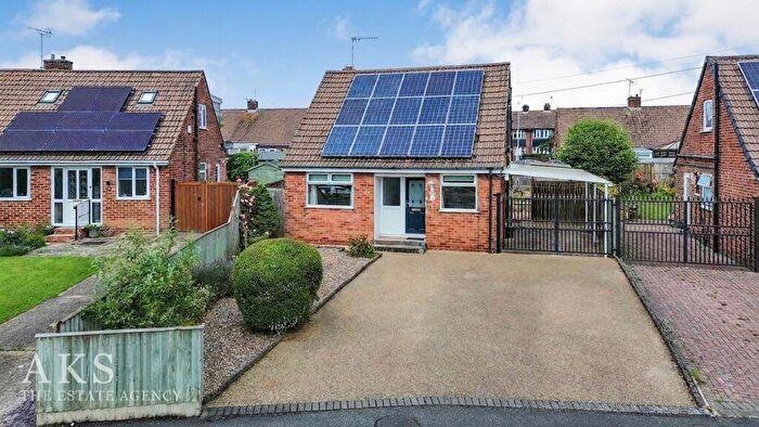 3 Bedroom Detached Bungalow For Sale In Haddon Drive, Mickleover, DE3