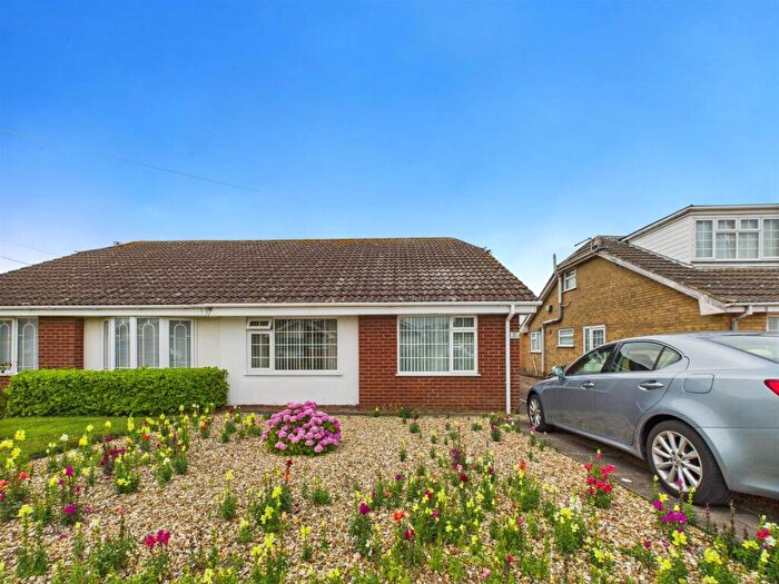 2 Bedroom Semi-Detached Bungalow For Sale In Lewis Avenue, Sutton-On-Sea, LN12