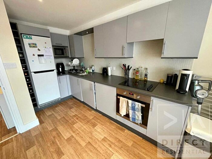 2 Bedroom Apartment To Rent In The Oaks Square, Epsom, KT19