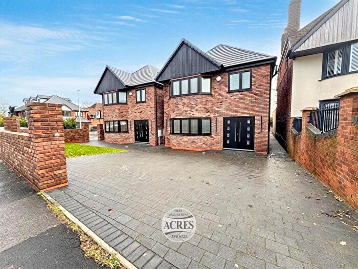 5 Bedroom Detached House For Sale In Newton Road, Great Barr, Birmingham, B43
