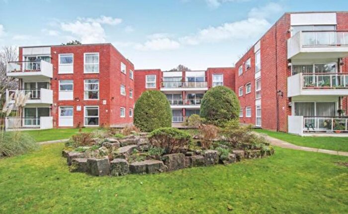 2 Bedroom Apartment To Rent In Wellington Road, Bournemouth, BH8