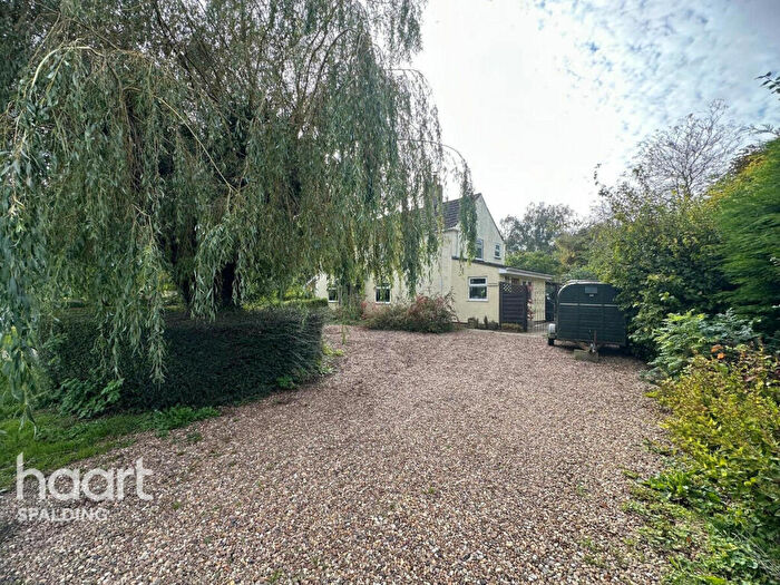 4 Bedroom Detached House For Sale In Cranesgate North, Whaplode St Catherines, PE12