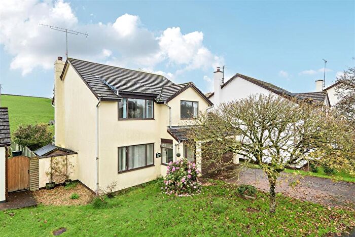 4 Bedroom Detached House For Sale In Drakes Meadow, Cheriton Fitzpaine, Crediton, EX17