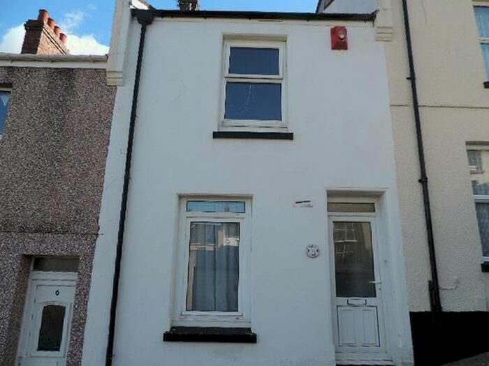 2 Bedroom Property To Rent In Hornby Street, Plymouth, PL2