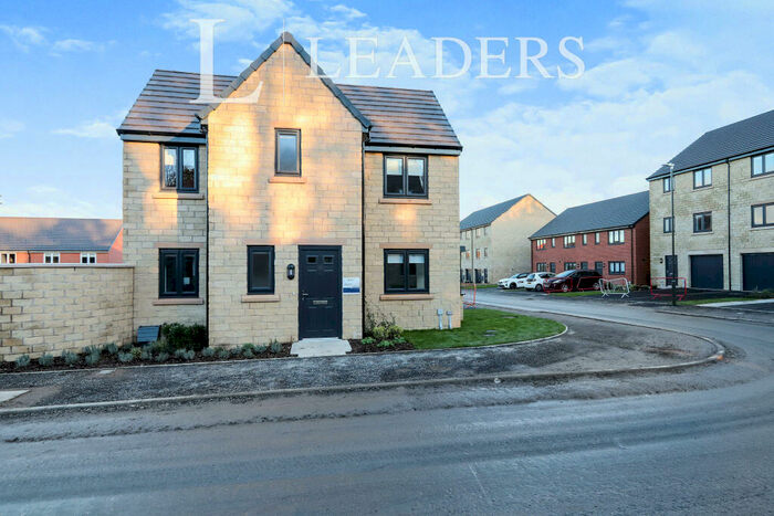 3 Bedroom Detached House To Rent In Limestone Avenue, Clay Cross, S45