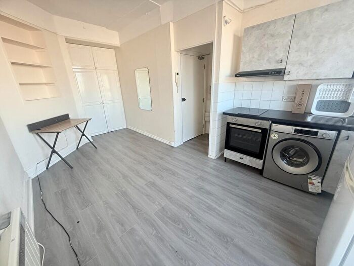 Apartment To Rent In Shirley Road, Southampton, SO15
