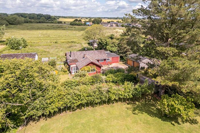 3 Bedroom Detached Bungalow For Sale In Mill Lane, Weston On The Green, OX25