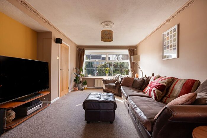 3 Bedroom Detached House For Sale In Wood Close, Thorpe Willoughby, Selby, North Yorkshire, YO8