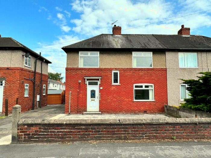 3 Bedroom Semi-Detached House To Rent In Poplar Road, Skellow, Doncaster, DN6