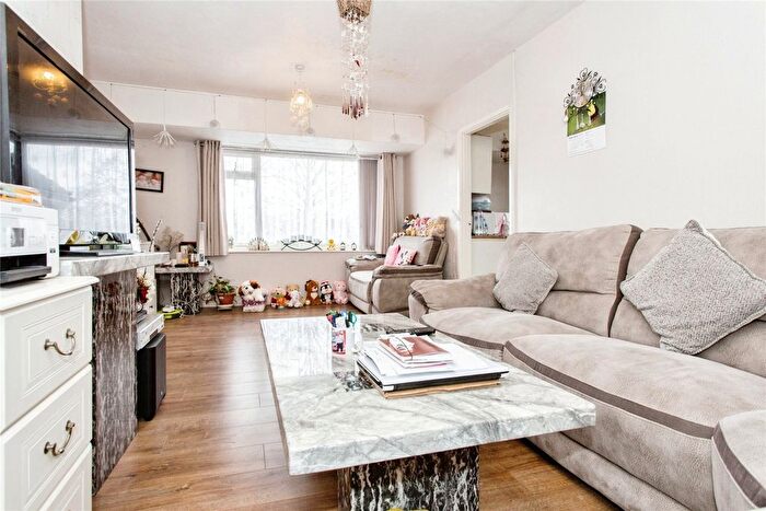 2 Bedroom Flat For Sale In High Street, Bottisham, Cambridge, Cambridgeshire, CB25