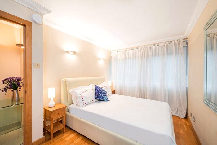 1 Bedroom Flat To Rent In King Regents Place, - Fitzroy Street, W1T
