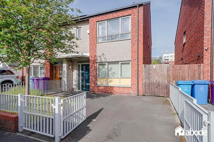 3 Bedroom Semi-Detached House For Sale In Lamport Street, Toxteth, Liverpool, L8